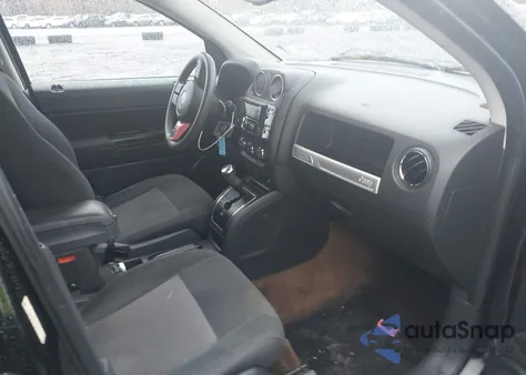 2014 Jeep Compass Sport из США, поврежденный, VIN 1C4NJDBB4ED822504